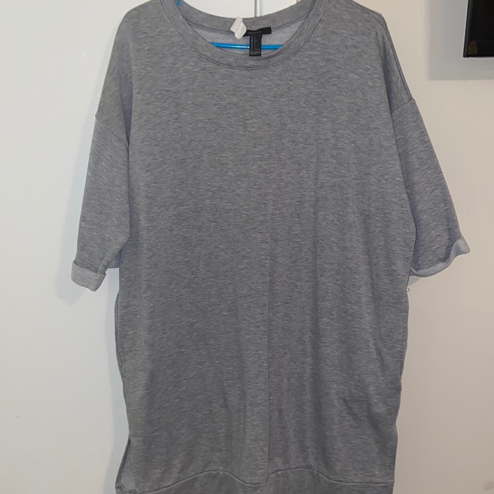 Sporty Gray Forever 21 Shirt Size Large